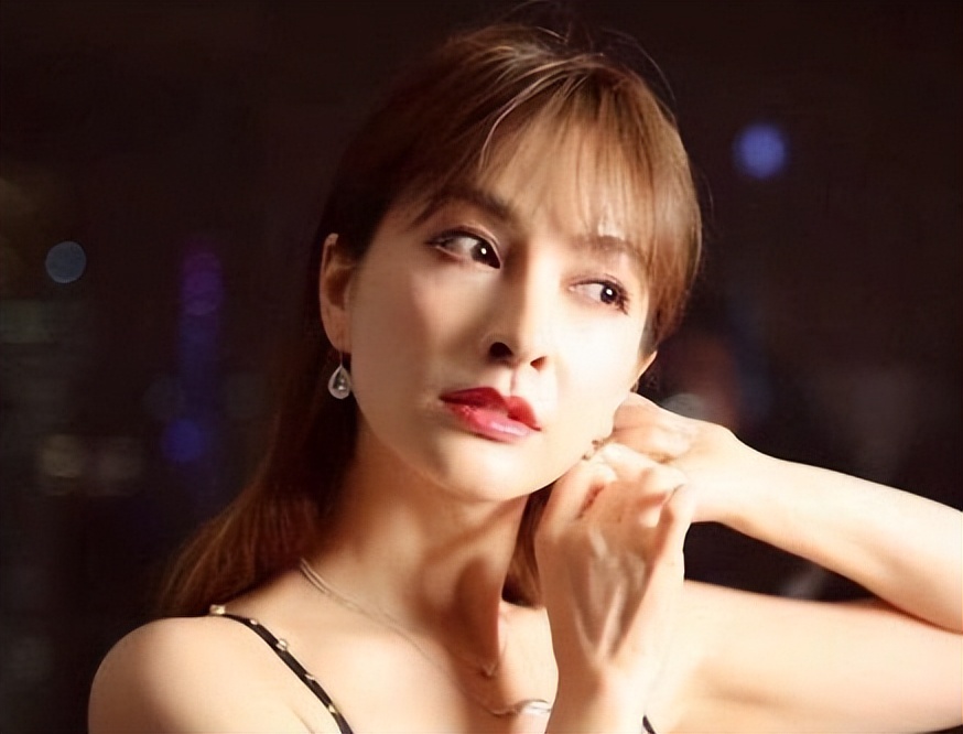 吴昕娱乐圈小说_吴昕 主持人生涯 节目转型