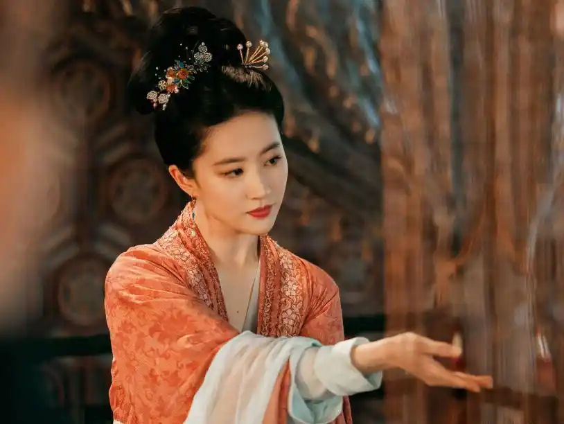 旺夫面相的女明星_天生富贵相女星_景甜郭晶晶刘亦菲朱珠许晴陈红