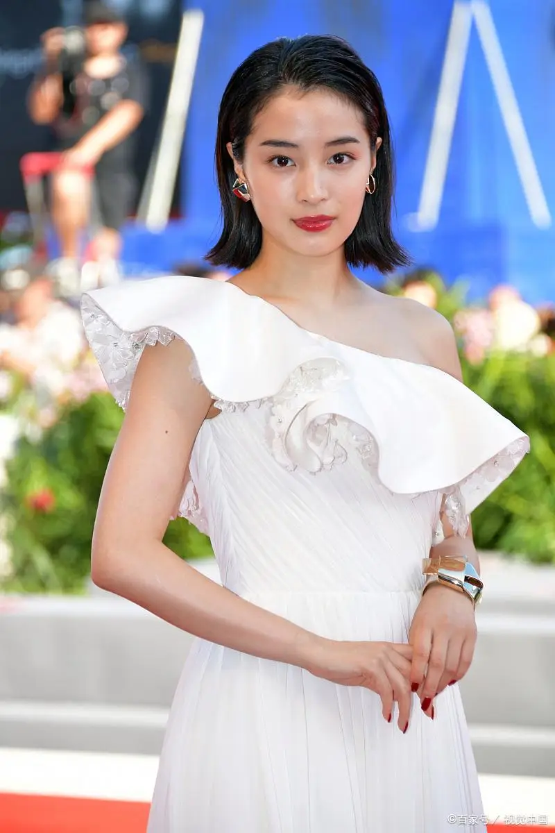 滨边美波  日本新生代女演员演技  广濑铃  日本新生代女演员演技  永野芽郁  日本新生代女演员演技_日本女明星大全