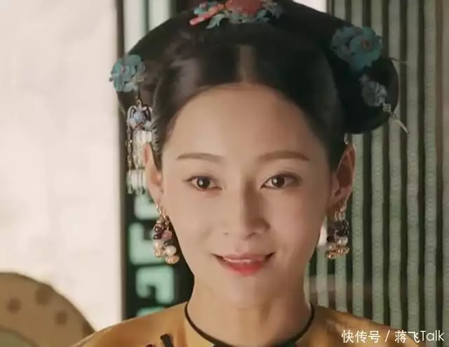 女明星摔跤秀_王媛可红毯摔跤表情管理_王媛可摔倒展现格局